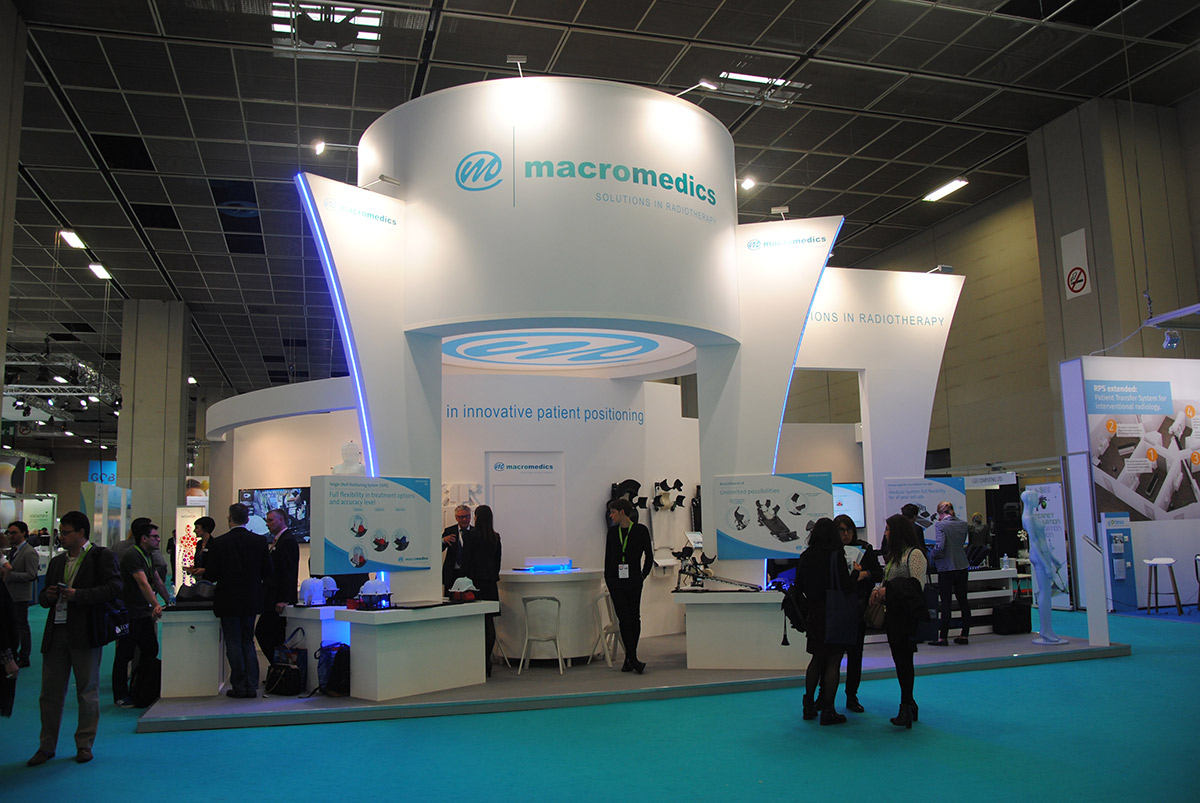 Booth-ESTRO-2016-Turin-2.jpg